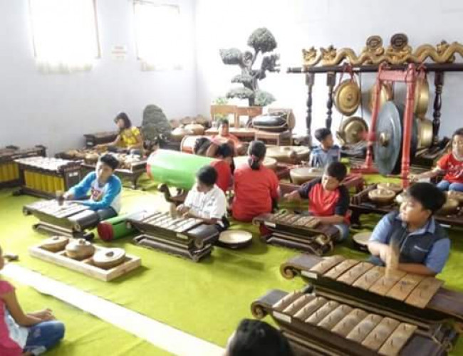 Gamelan