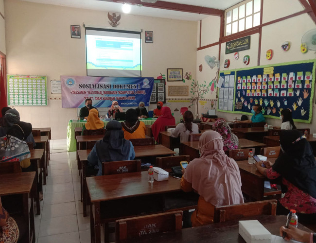 SOSIALISASI SEKOLAH RAMAH ANAK KEPADA  SELURUH WARGA SEKOLAH