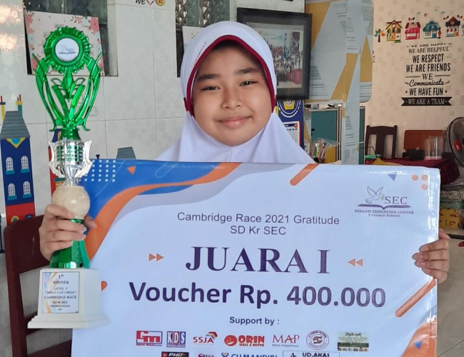 Fasha, sang juara Cambridge Race 2021 Kategori Level 3