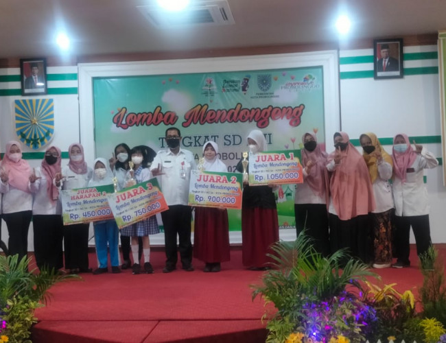 Vitta Meraih Juara 2 Pada Lomba Mendongeng di Dinas Perpustakaan dan Kearsipan Kota Probolinggo Tahun 2022