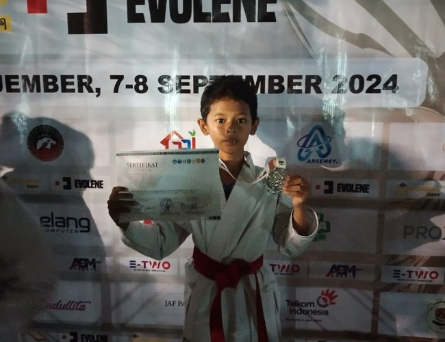 Victor, Menorehkan Prestasi Gemilang, Raih Juara 2 Di Polije Open Karate Championship Direktur Cup XII 2024