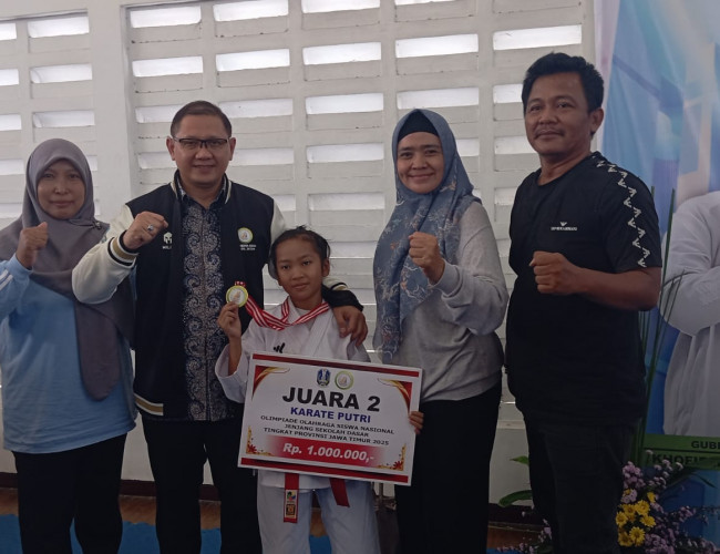 Bilqis Raih Juara 2 O2SN Karate Tingkat Jawa Timur, SDN Sukabumi 2 Kota Probolinggo Ukir Prestasi Gemilang