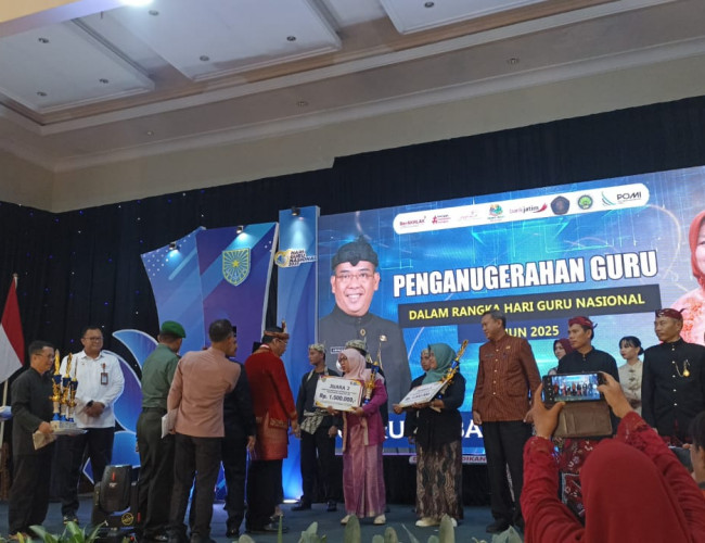 Riana Raih Peringkat 2 Kepala Sekolah Inspiratif Kota Probolinggo Tahun 2025