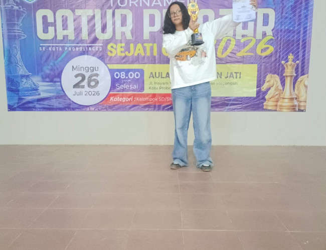 Almira Raih Juara 1 Turnamen Catur Pelajar SEJATI Cup Se-Kota Probolinggo
