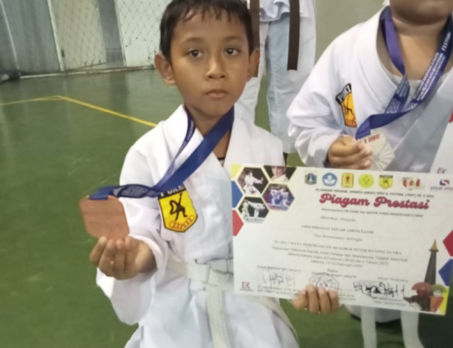 Karateka Tegar Raih Medali Perunggu di Jakarta