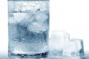 Apakah Minum Air Dingin Berbahaya Bagi Kesehatan Apakah Minum Air Dingin Berbahaya Bagi Kesehatan